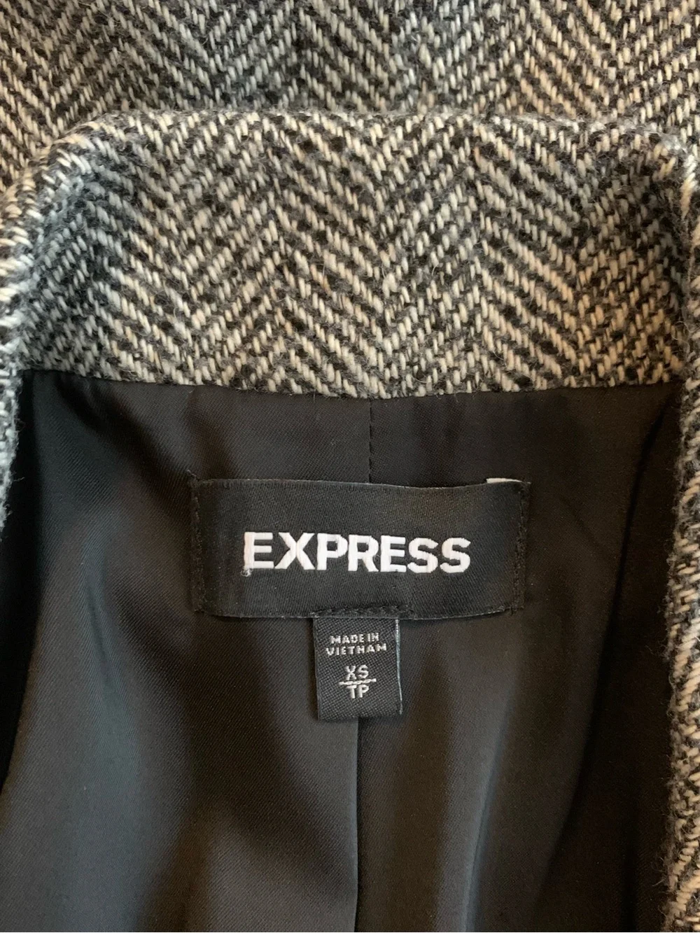 Express boyfriend fit